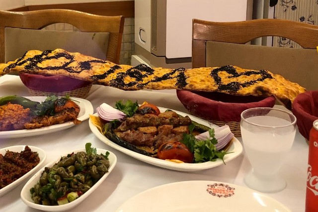 بوراك مطعم الشيف التركي