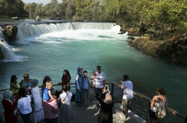 شلالات مانافجات في انطاليا